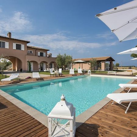 Agriturismo Pian Di Spille - Golf Villa Tarquinia Luaran gambar