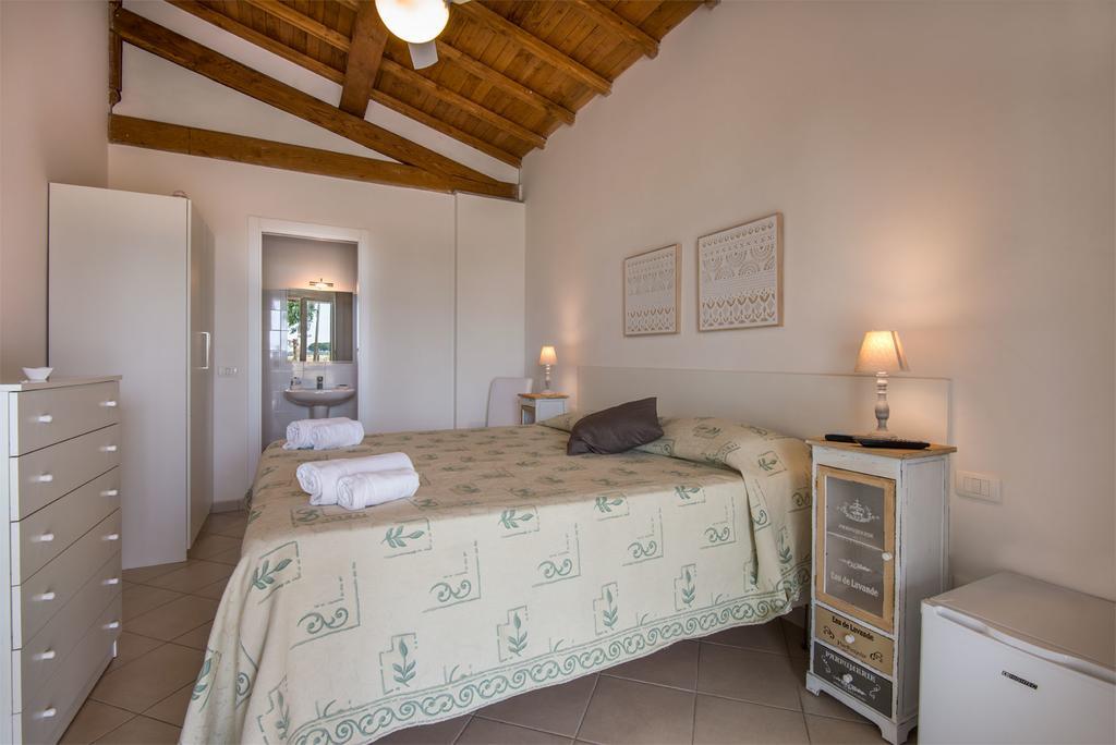 Agriturismo Pian Di Spille - Golf Villa Tarquinia Luaran gambar