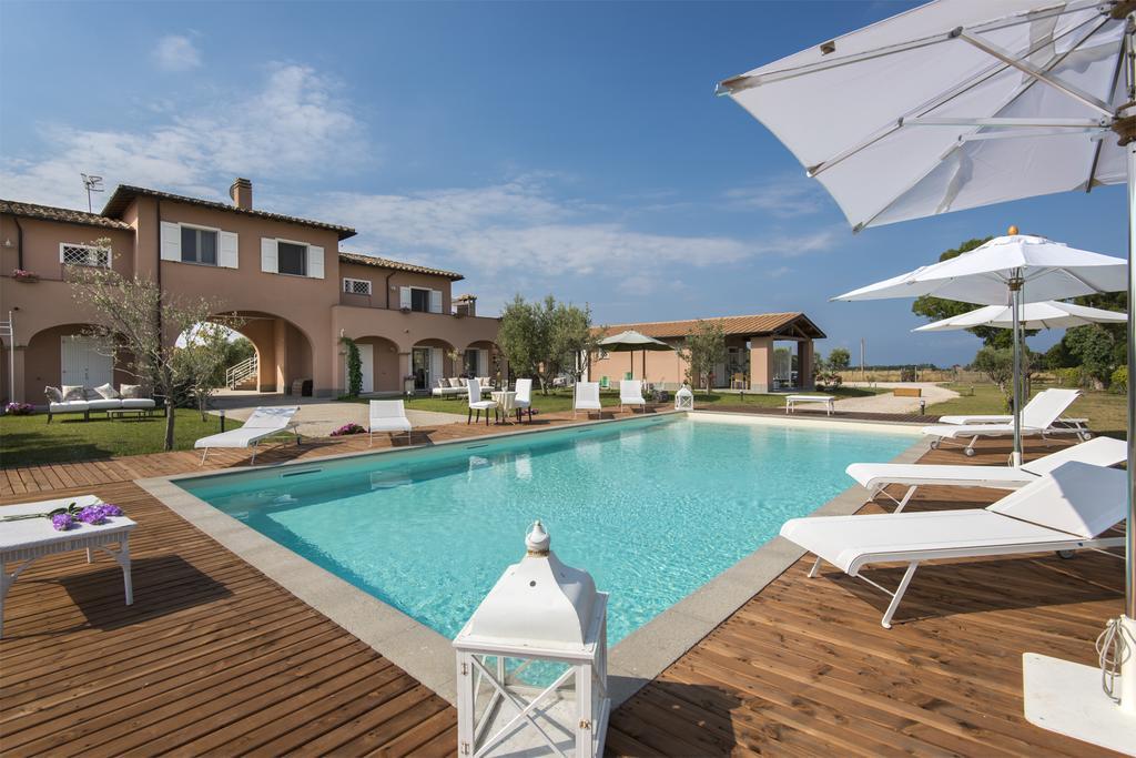 Agriturismo Pian Di Spille - Golf Villa Tarquinia Luaran gambar